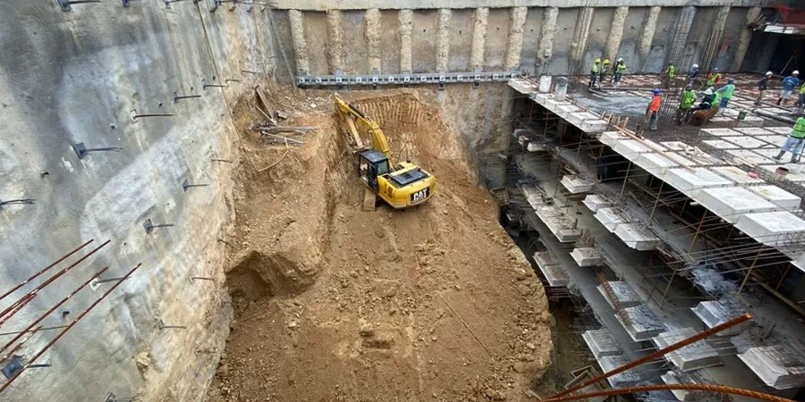 Diseño Geotécnico de Excavaciones Profundas en Chillán: Seguridad Sísmica para Subsuelos