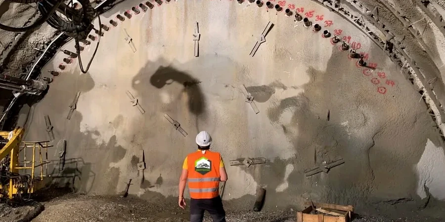 Monitoreo Geotécnico de Excavaciones en Chillán: Control Permanente en Faena
